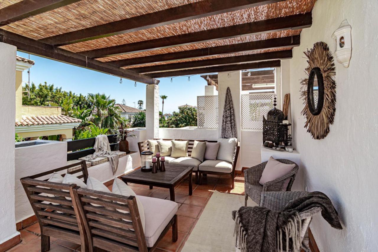 Сasa de vacaciones Seaside 3 Bedroom Townhouse In San Pedro Close To The With Private Garden *
