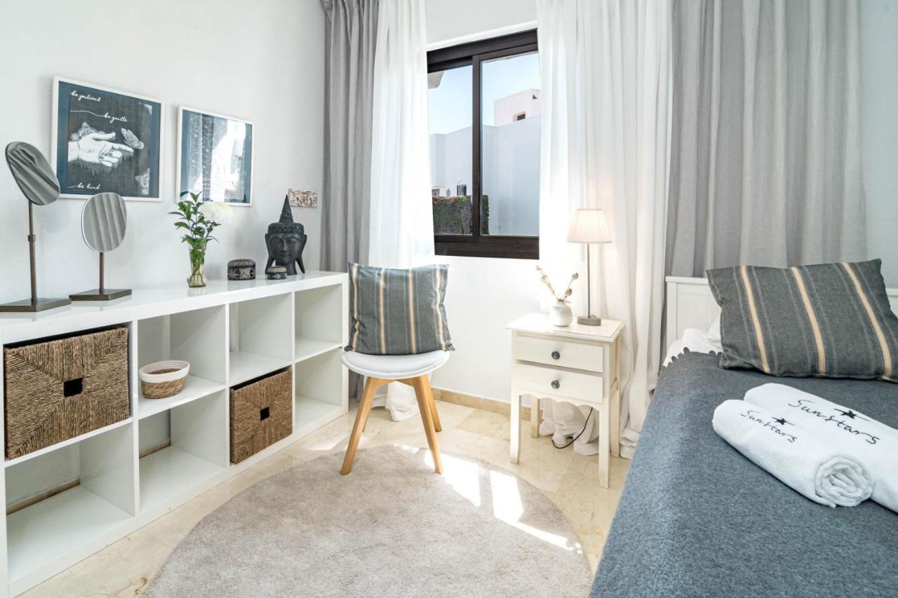 Seaside 3 Bedroom Townhouse In San Pedro Close To The With Private Garden Сasa de vacaciones